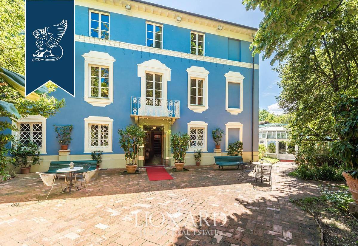 Villa in vendita 10 Stanze da letto a Lucca