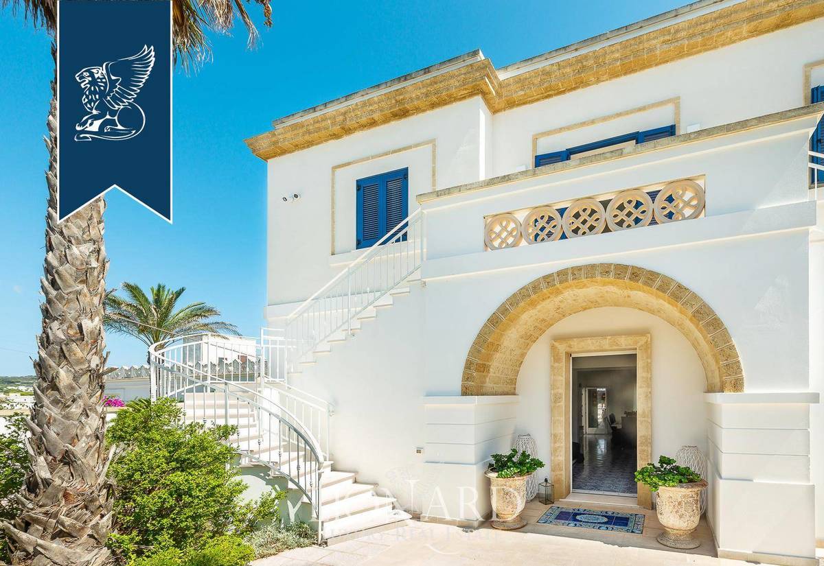 Villa in vendita 6 Stanze da letto a Castrignano Del Capo