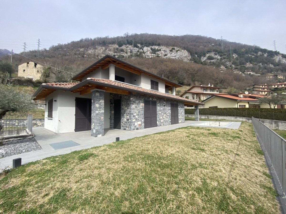 Villa in vendita 3 Stanze da letto a Tremezzina