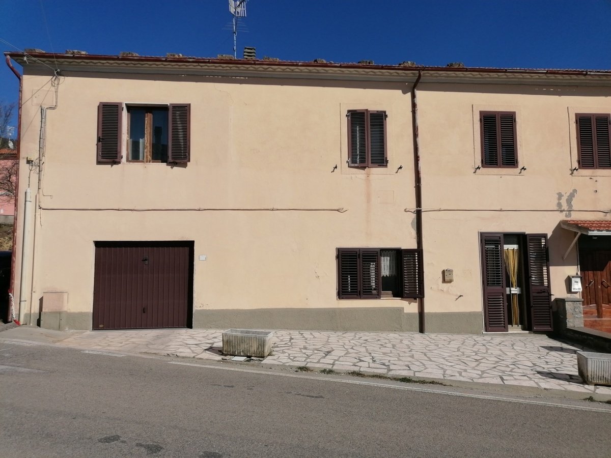 Appartamento indipendente in vendita 3 Stanze da letto a Castell'azzara