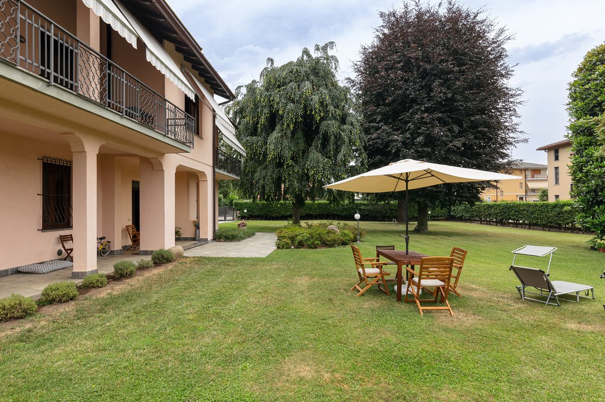 Villa in vendita 3 Stanze da letto a Montano Lucino
