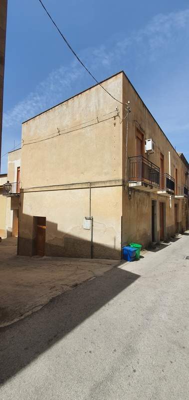 Casa in vendita 2 Stanze da letto a Sambuca Di Sicilia