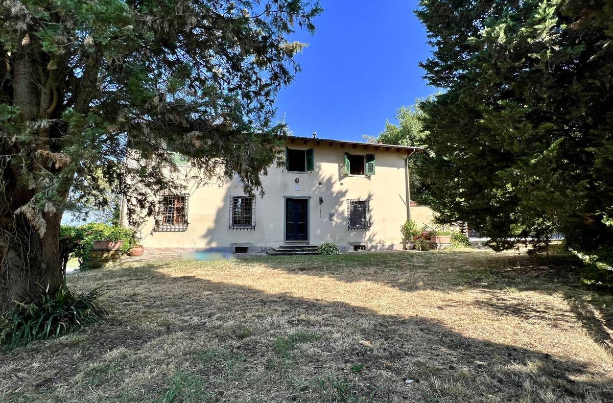 Villa in vendita 6 Stanze da letto a Capannori