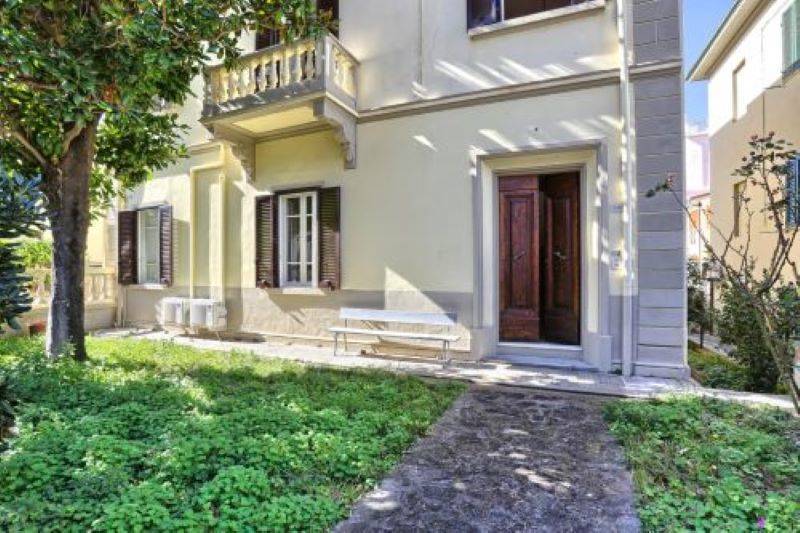 Villa in vendita 2 Stanze da letto a San Vincenzo