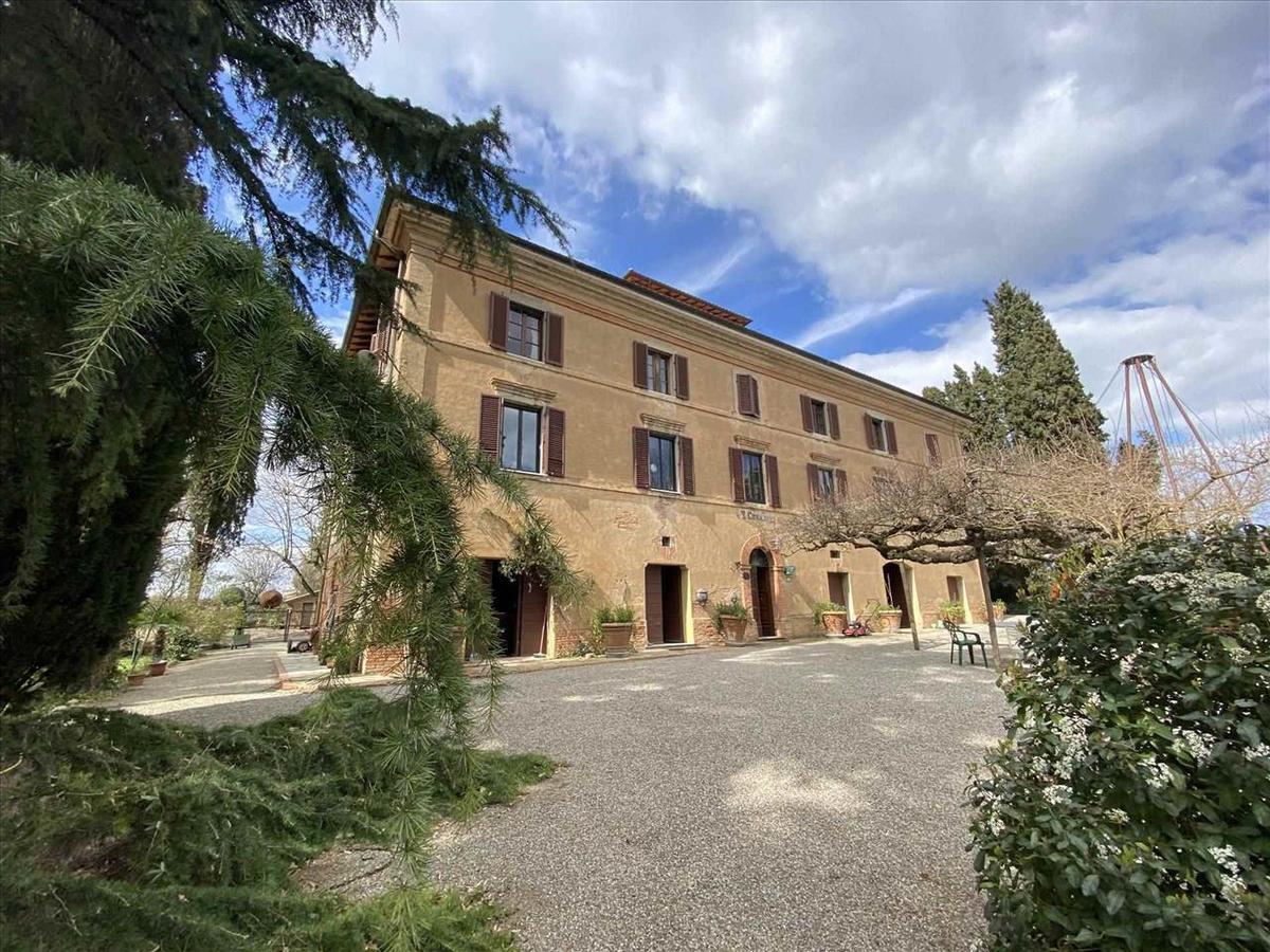 Villa in vendita 12 Stanze da letto a Castiglione Del Lago