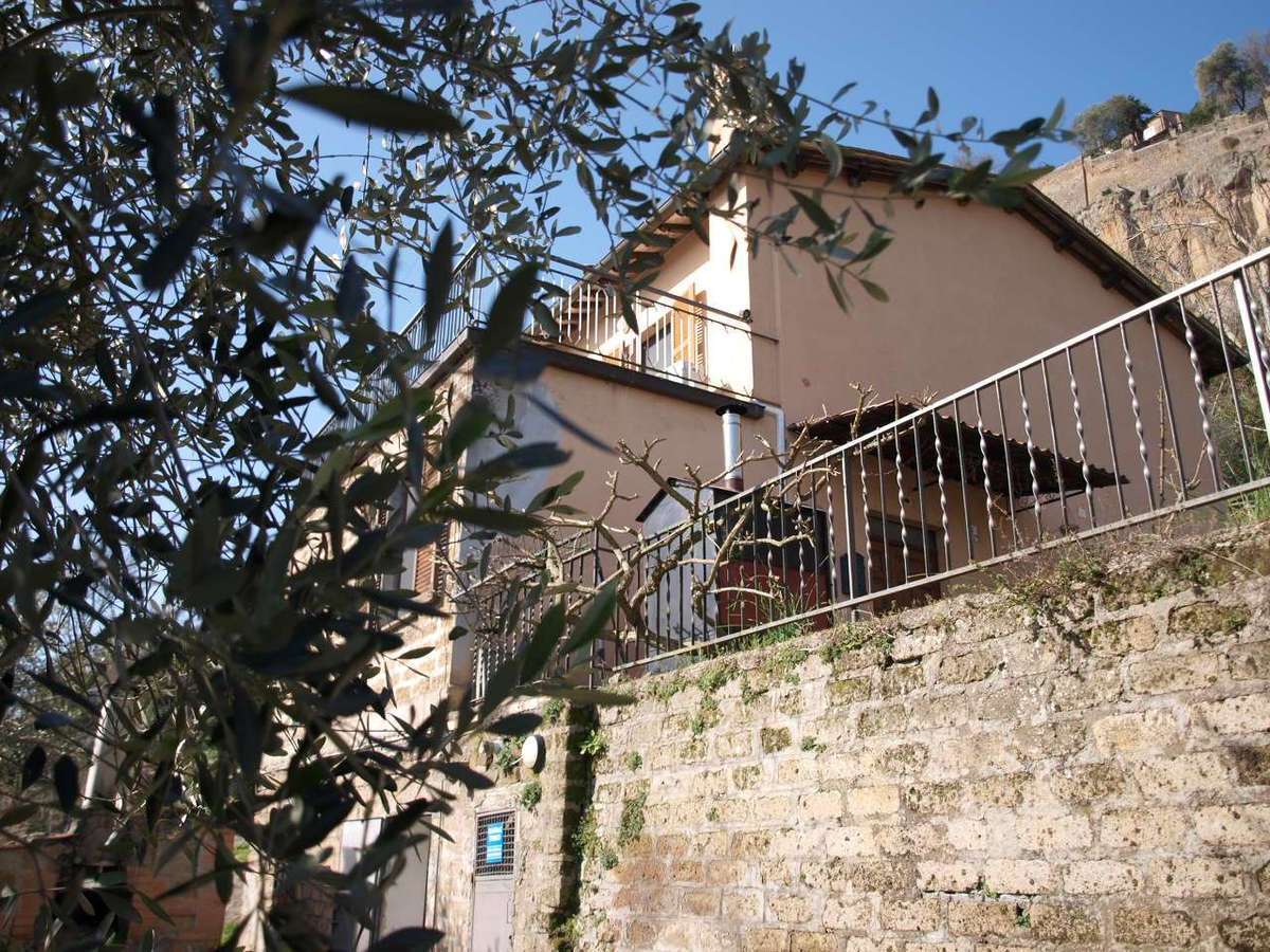Casa semi indipendente in vendita 2 Stanze da letto a Orvieto