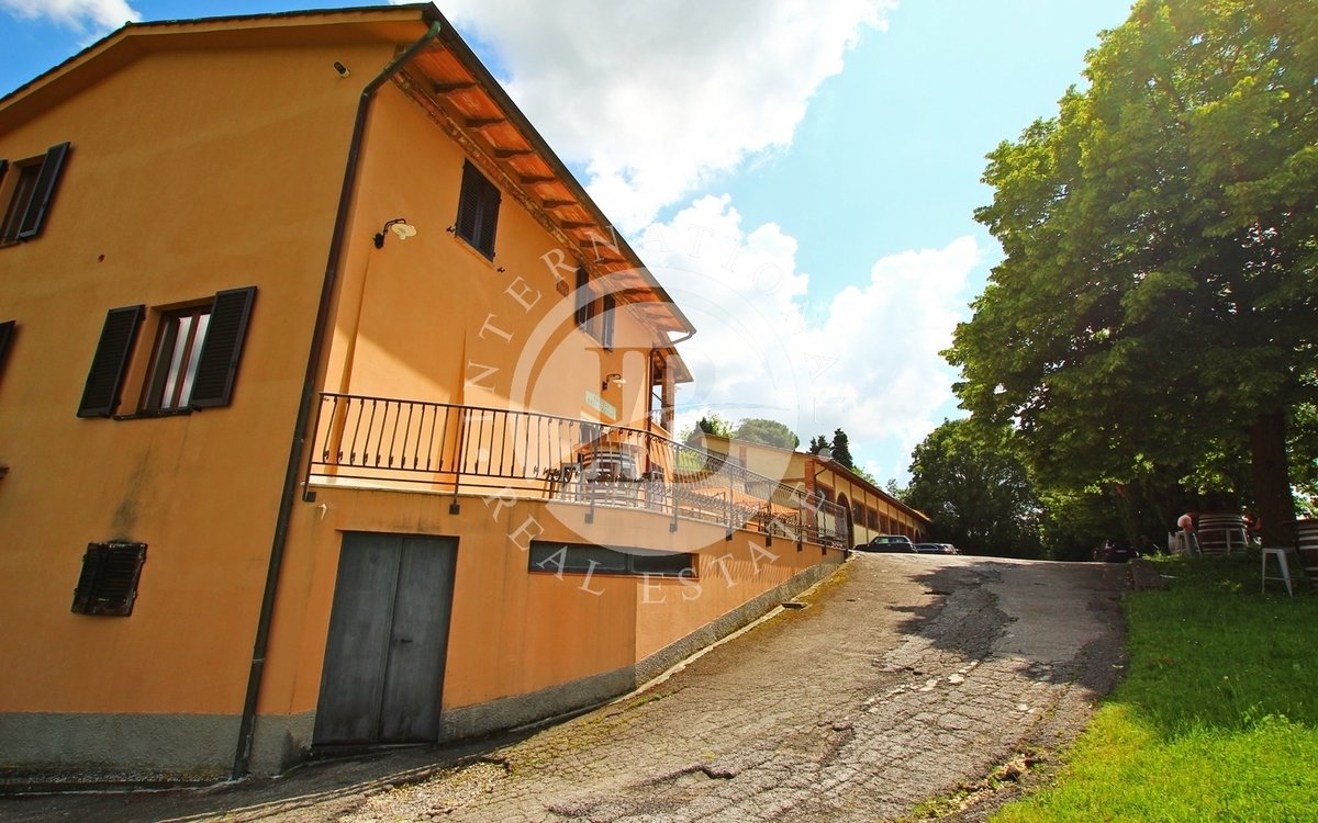 Villa in vendita 7 Stanze da letto a Montepulciano