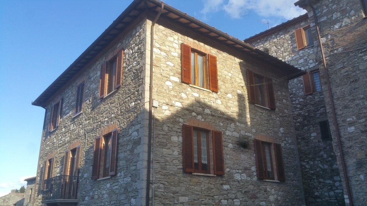Casa semi indipendente in vendita 3 Stanze da letto a Montecchio