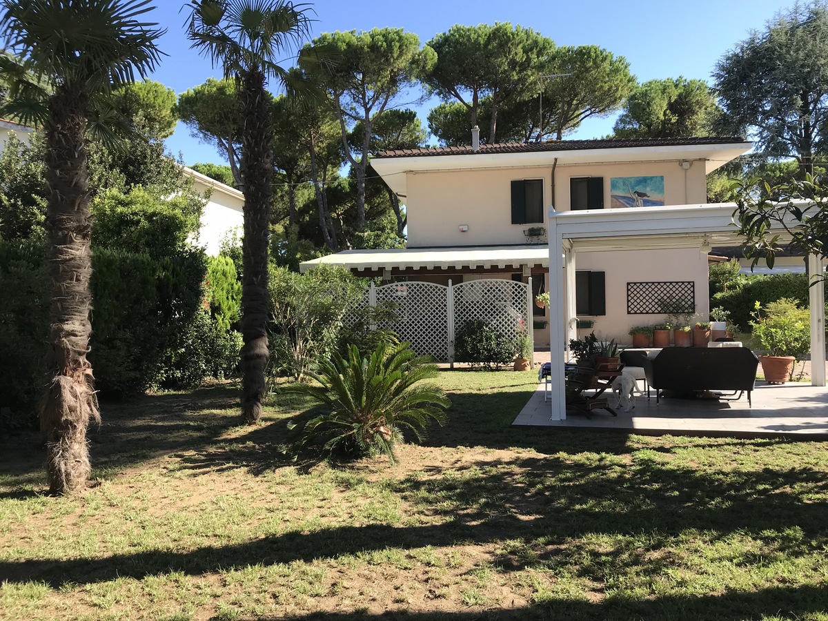 4 Bedrooms Villa for sale in Jesolo [404470] Gateaway®