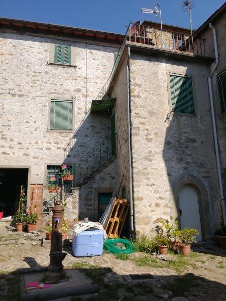 Casa in vendita 6 Stanze da letto a Bagni Di Lucca