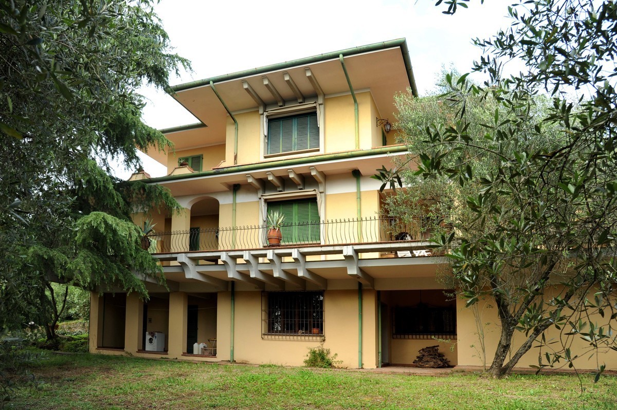 Casa indipendente in vendita 3 Stanze da letto a Monsummano Terme
