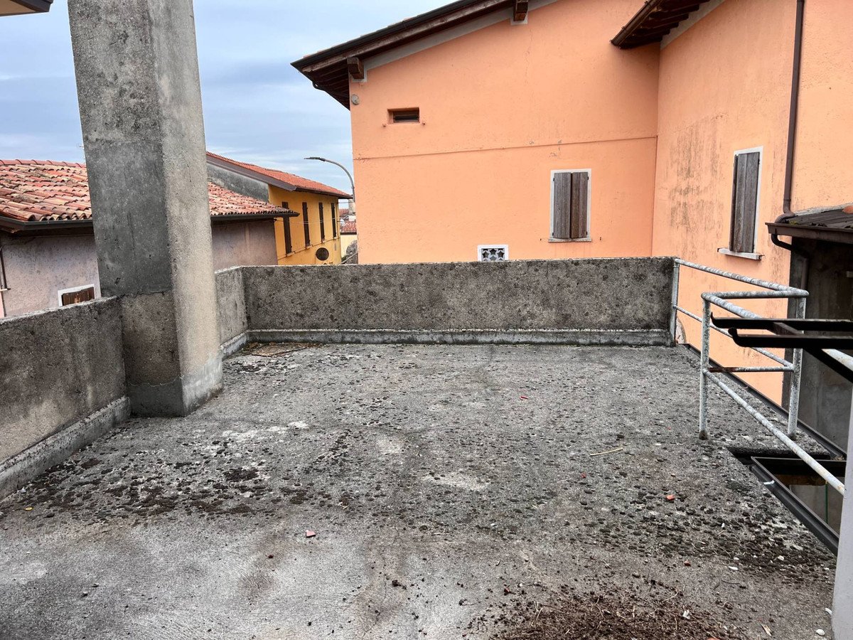 Casa in vendita a Moniga Del Garda