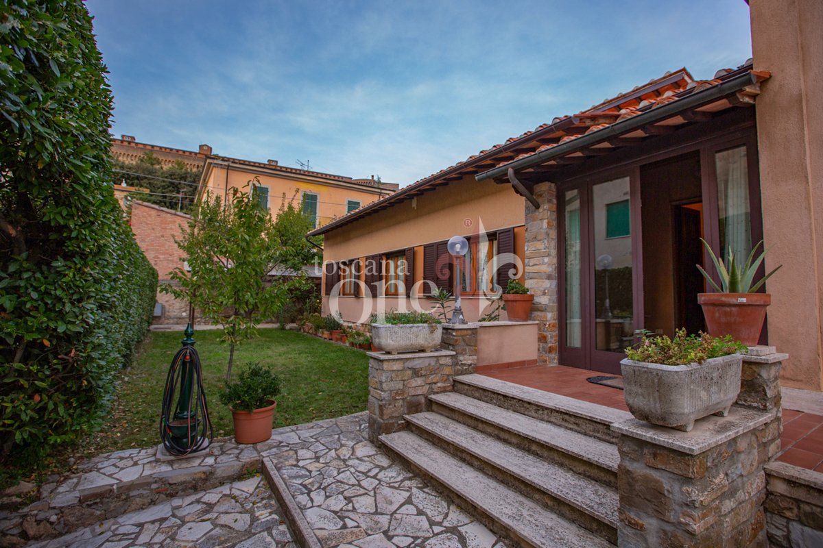 Casa in vendita 4 Stanze da letto a Volterra