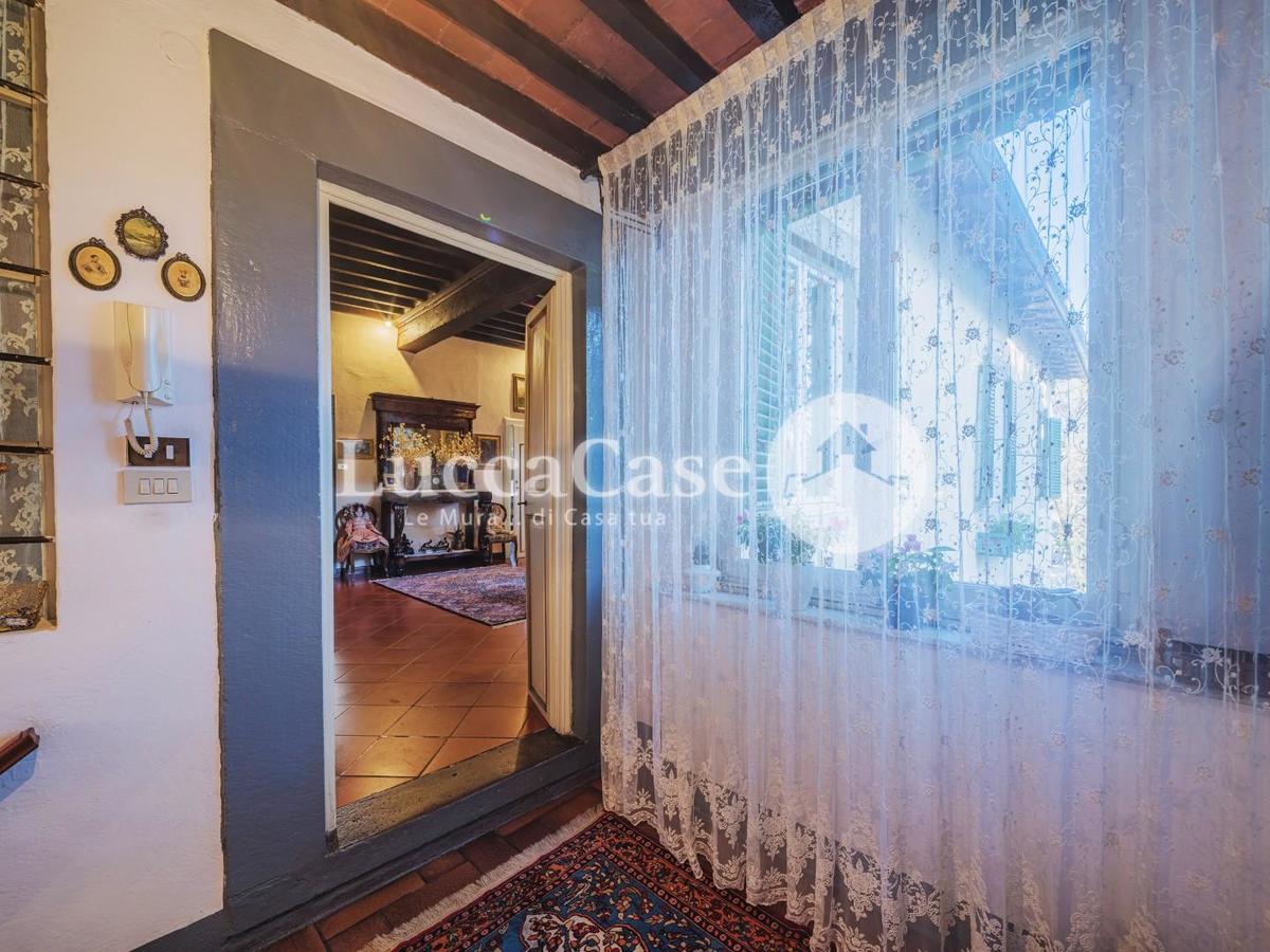 Appartamento in vendita 5 Stanze da letto a Lucca