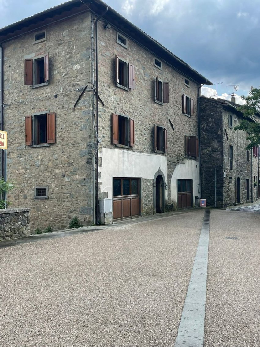 Villa in vendita 2 Stanze da letto a San Romano In Garfagnana