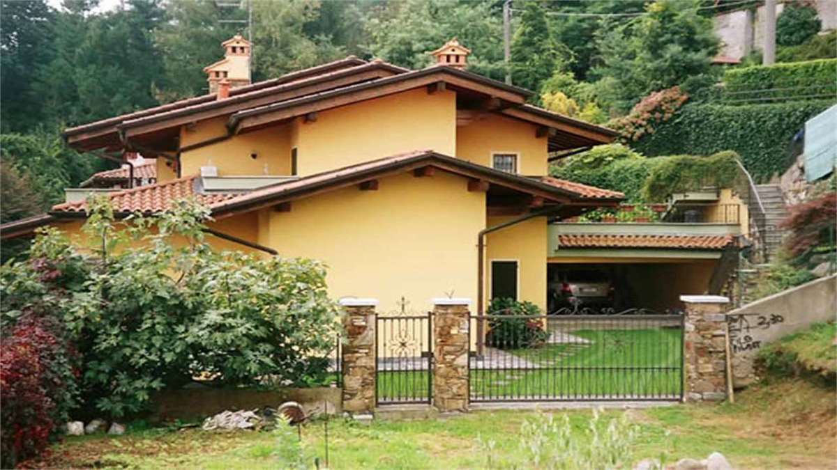Villa in vendita 5 Stanze da letto a Stresa