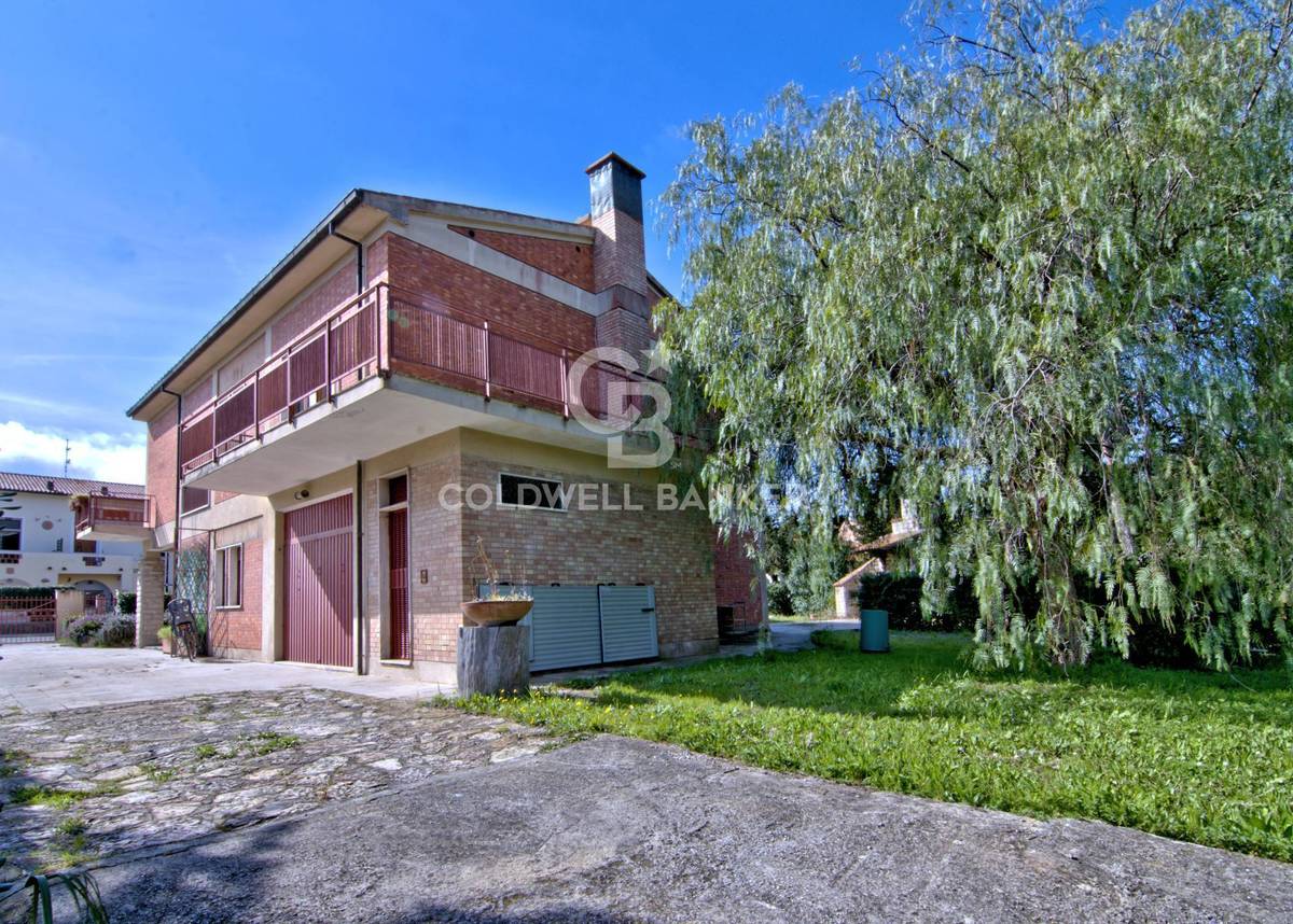 Villa in vendita 6 Stanze da letto a Campo Nell'elba