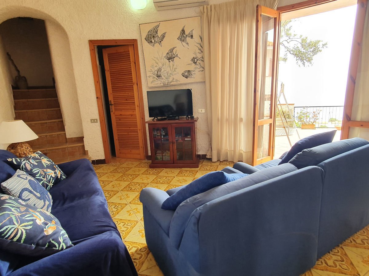 Villa in vendita 3 Stanze da letto a Falconara Albanese